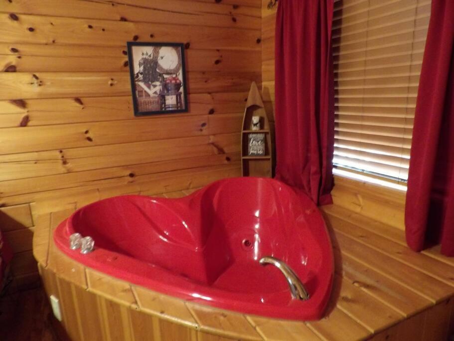 Beary Tale! Your Happily Ever After Starts Here! Sevierville Ngoại thất bức ảnh